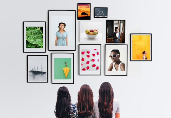 Wall-Photo-Frames-Gallery-PSD-Mockup